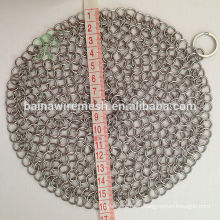 Alibaba china manufacture stainless steel 7 inch circular chain mail cast iron pan scrubber